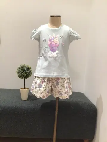 ANY スタッフ コーディネート画像