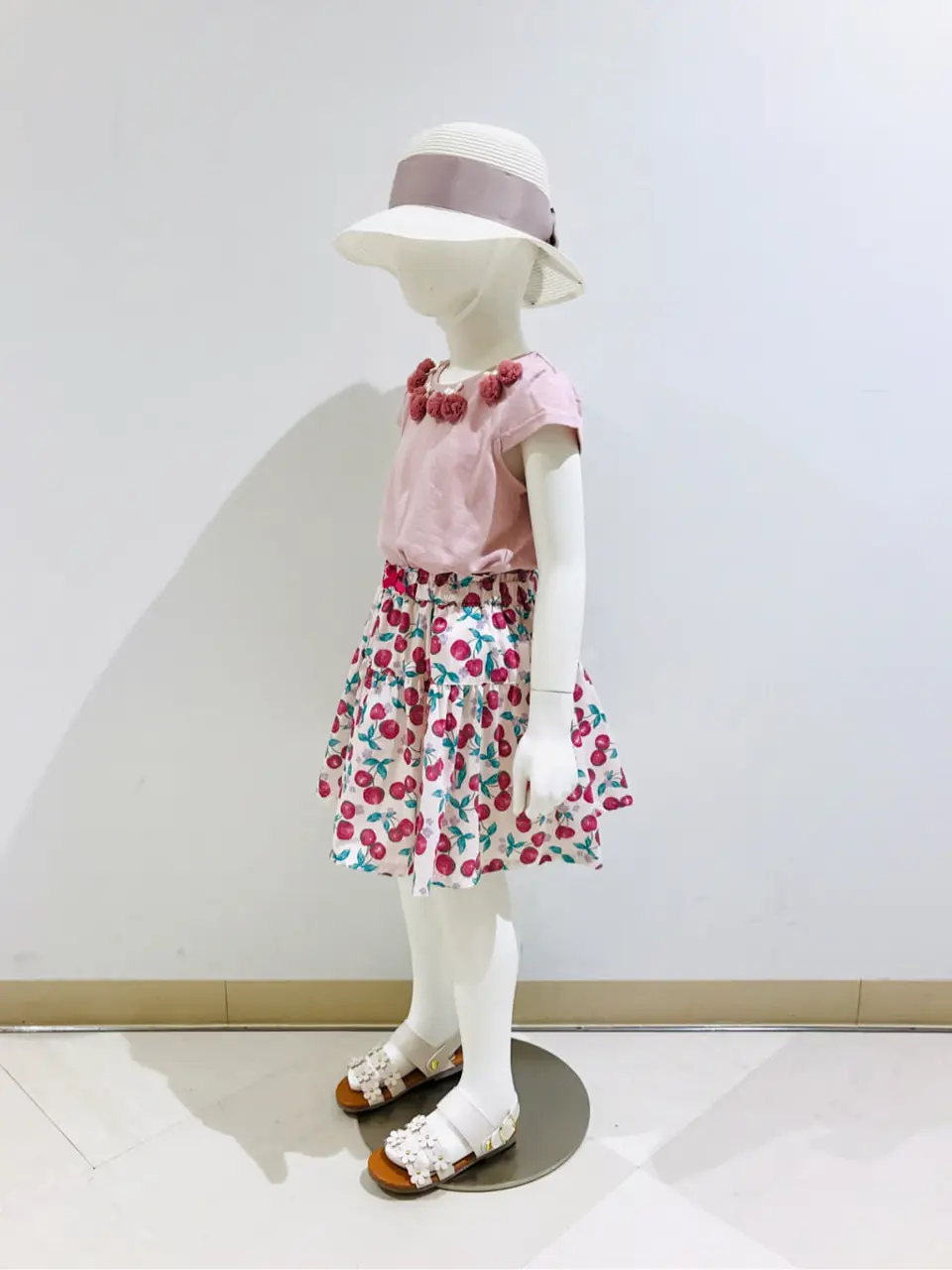 ANY 田口 コーディネート画像