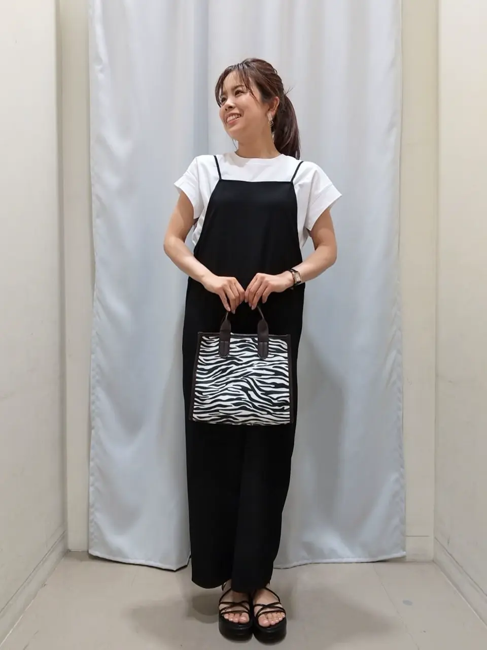 ANY 榎本 コーディネート画像