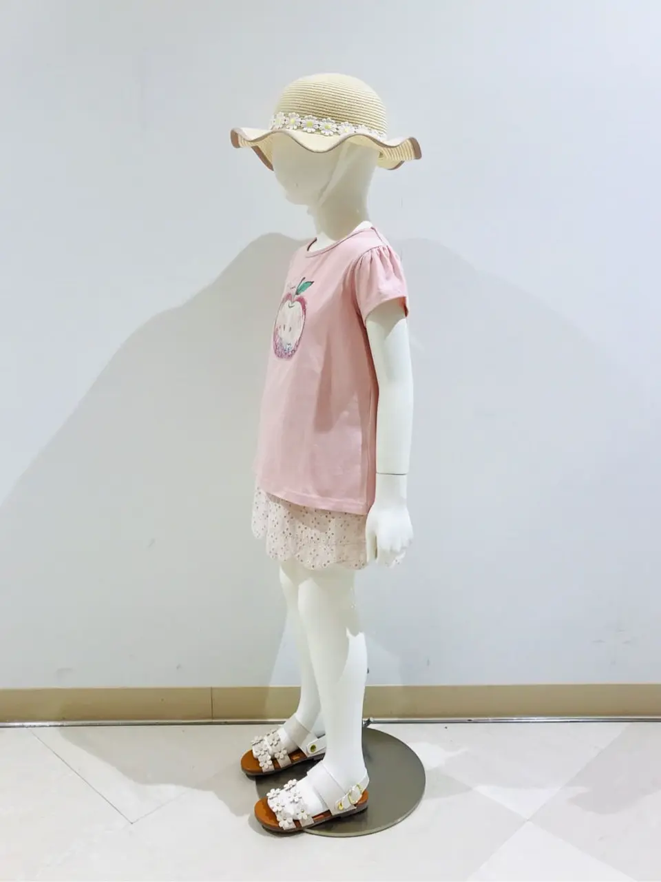 ANY 田口 コーディネート画像