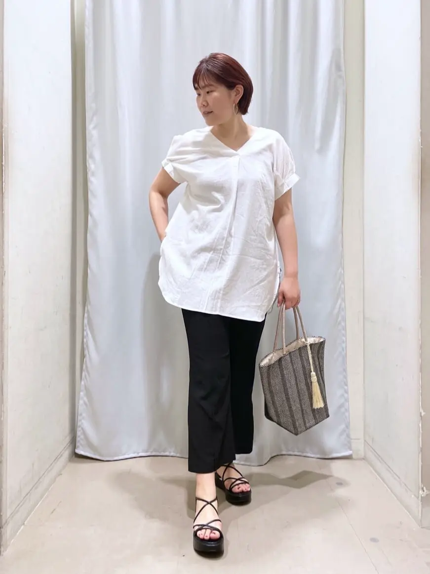 ANY 林 コーディネート画像