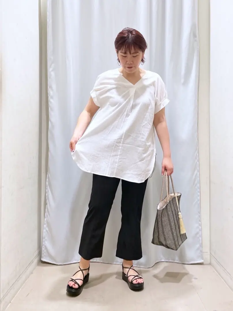 ANY 林 コーディネート画像