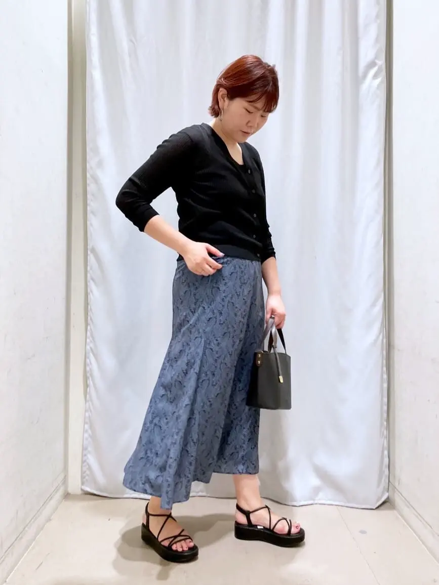 ANY 林 コーディネート画像