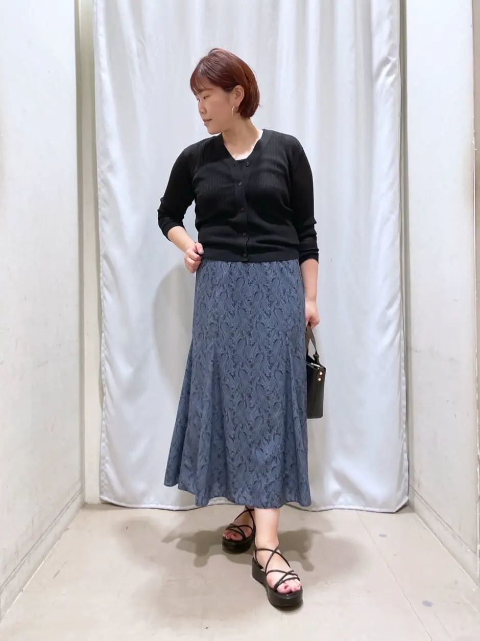 ANY 林 コーディネート画像