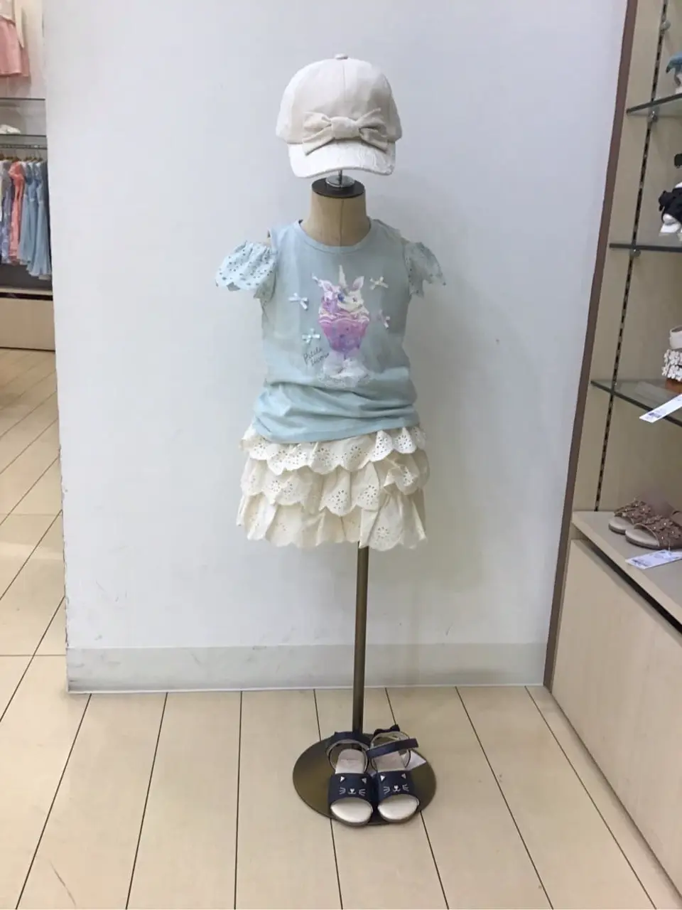  林 コーディネート画像