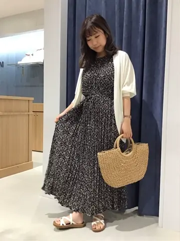 ANY 吉田 コーディネート画像