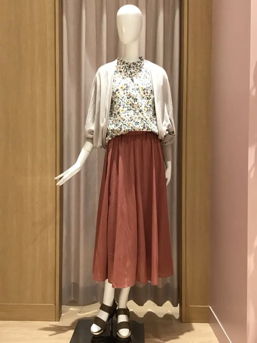  本吉 コーディネート画像