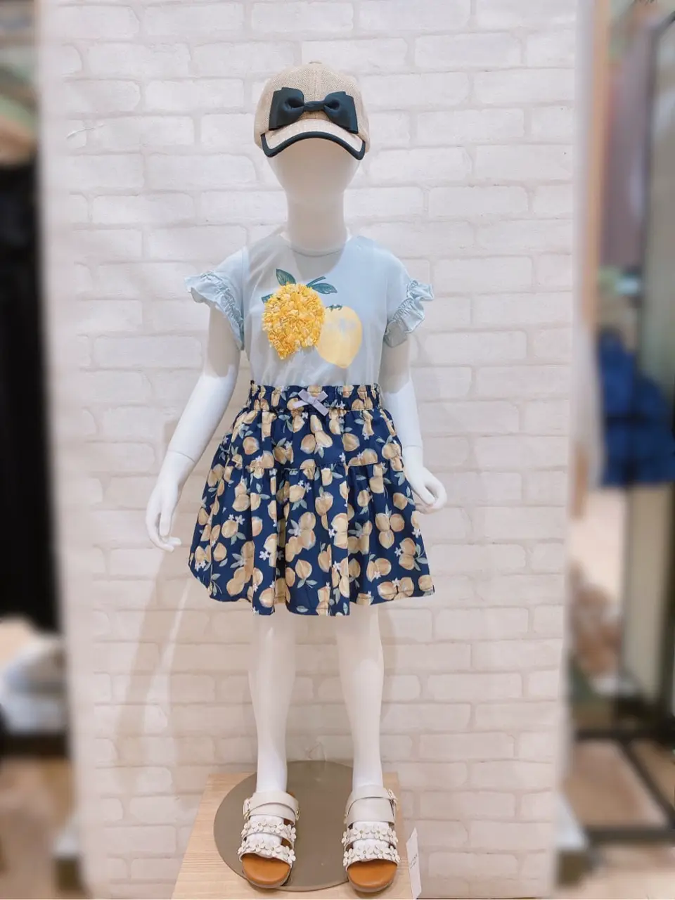 ANY 嶋田 コーディネート画像