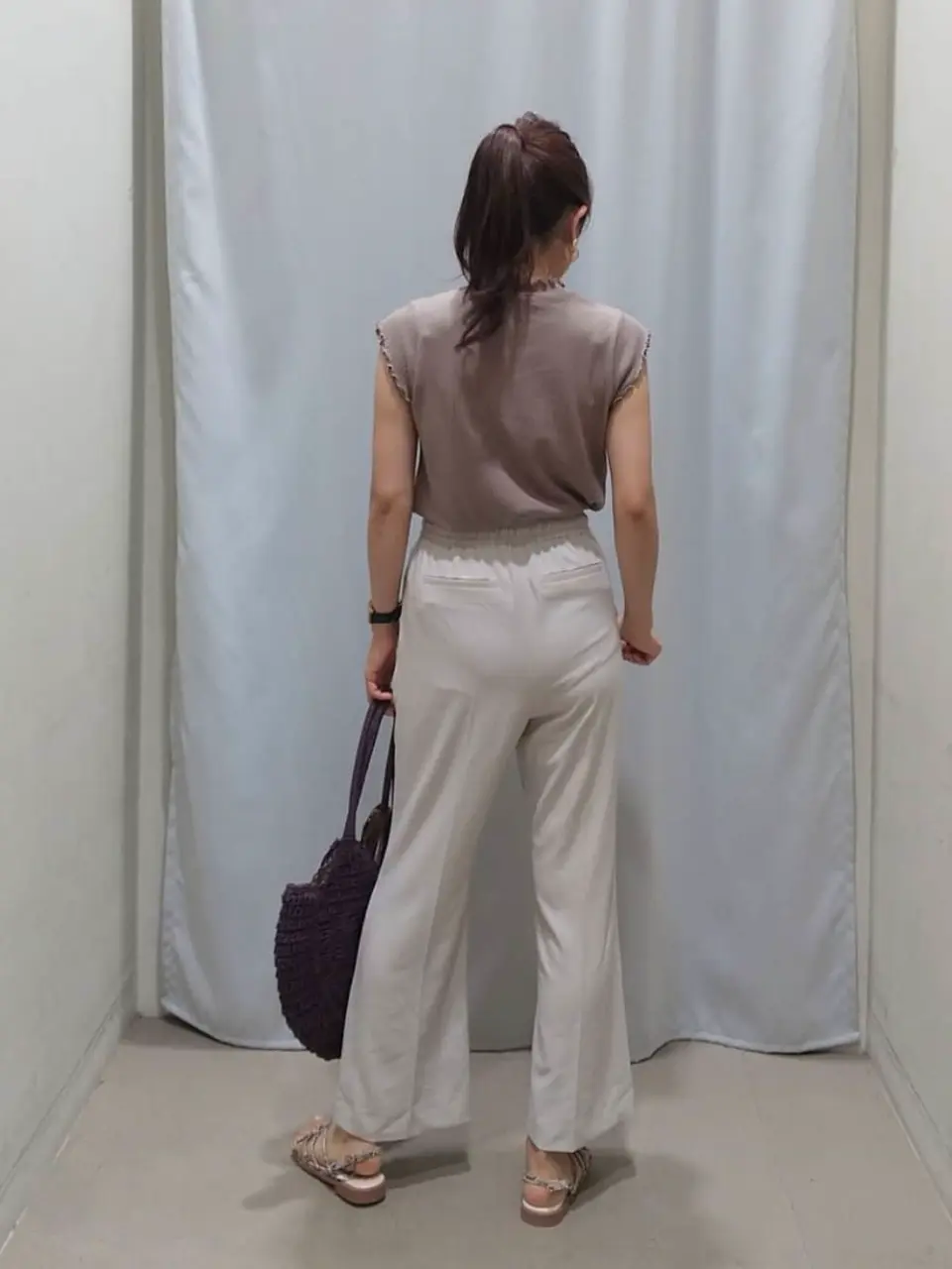 ANY 榎本 コーディネート画像