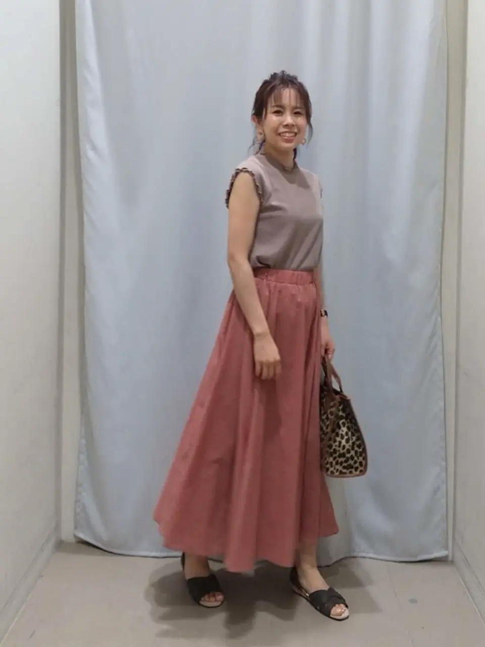 ANY 榎本 コーディネート画像