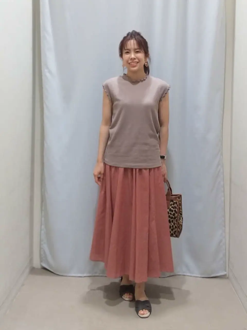 ANY 榎本 コーディネート画像