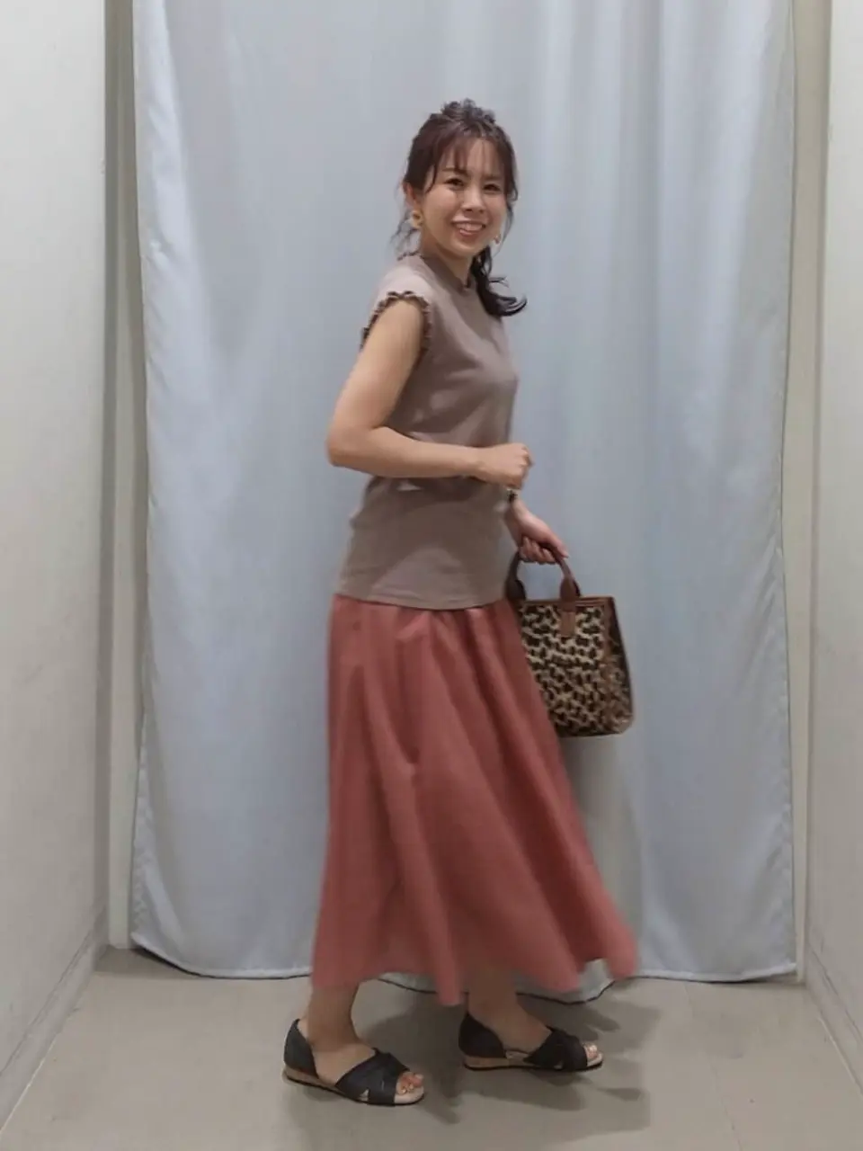 ANY 榎本 コーディネート画像