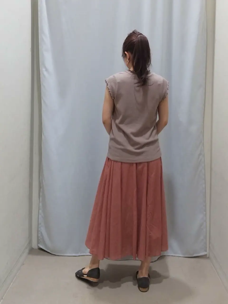 ANY 榎本 コーディネート画像