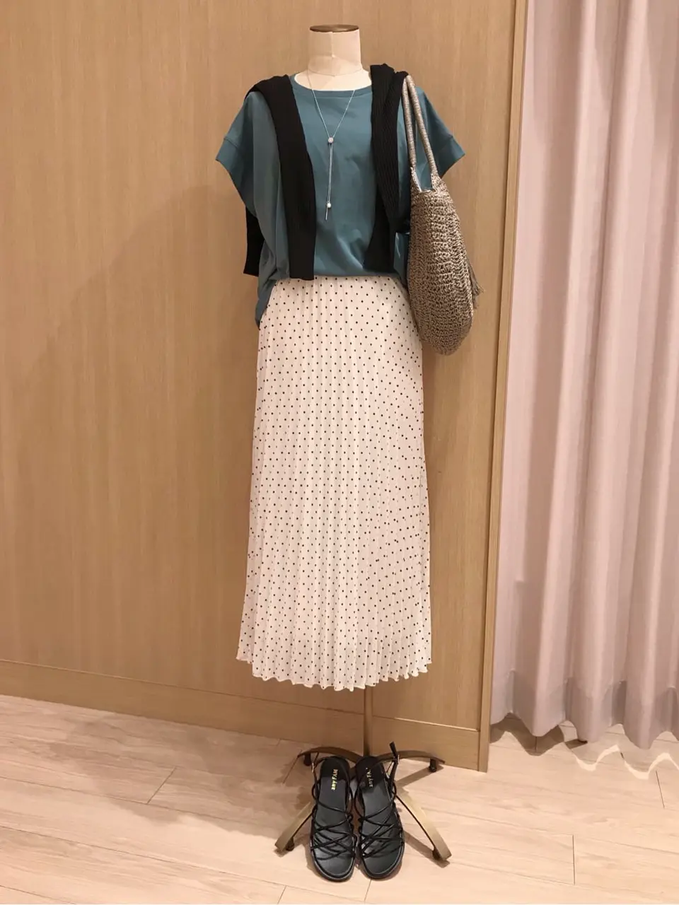 ANY 千葉 コーディネート画像