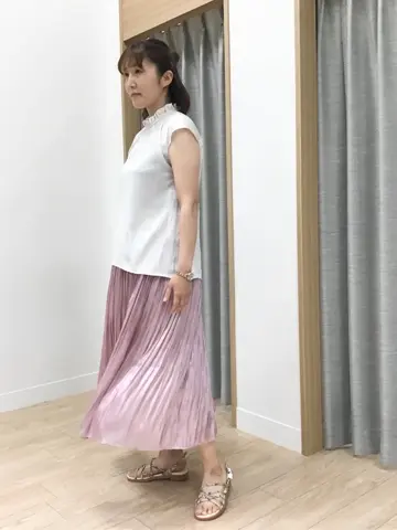 ANY 鈴木 コーディネート画像