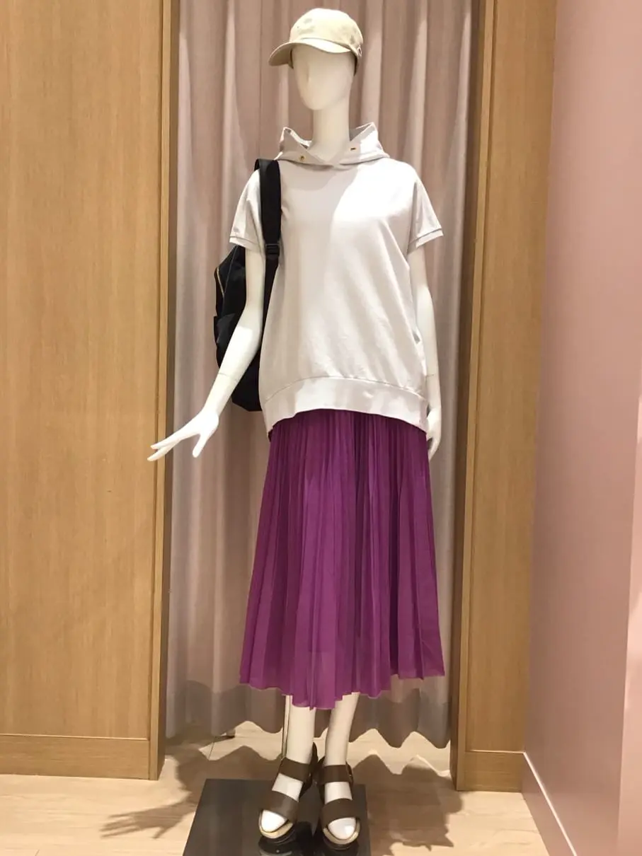  本吉 コーディネート画像