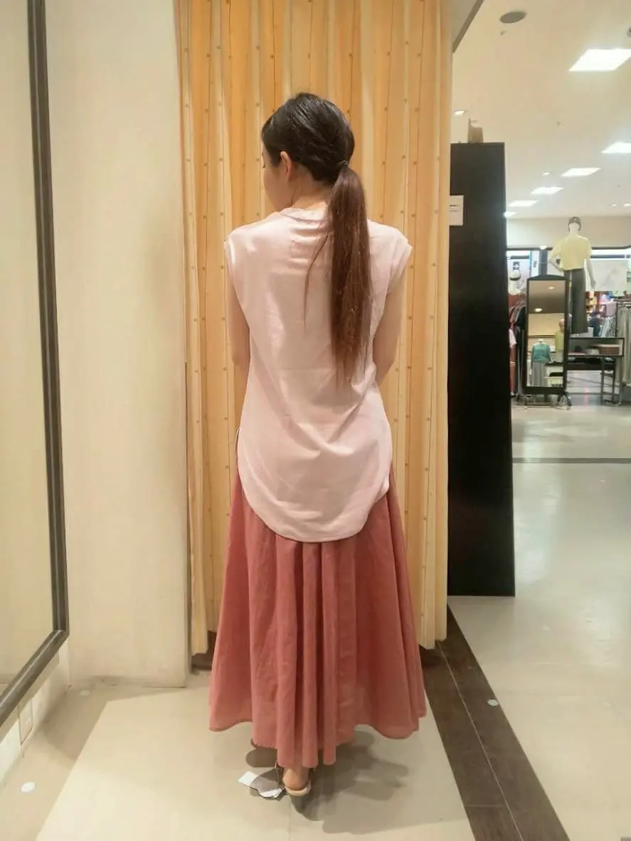 ANY 林 コーディネート画像