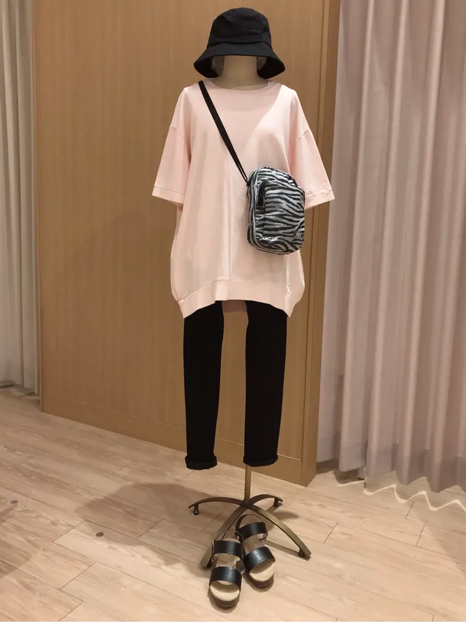 ANY 千葉 コーディネート画像