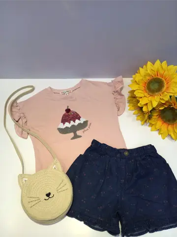 ANY 佐々木 コーディネート画像