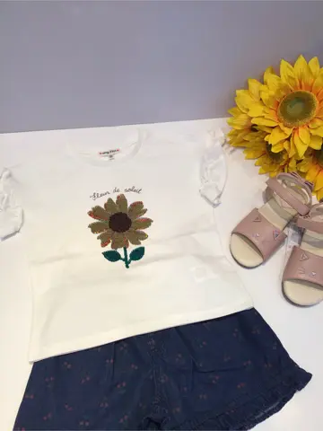 ANY 佐々木 コーディネート画像