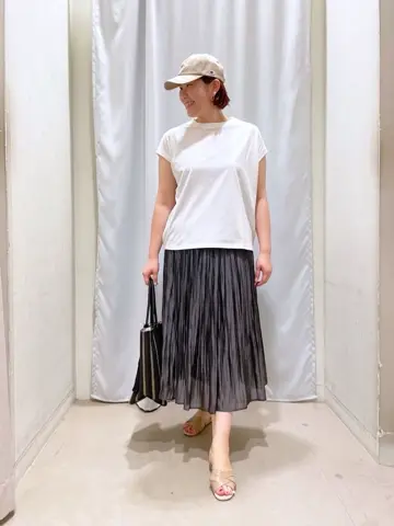 ANY 林 コーディネート画像