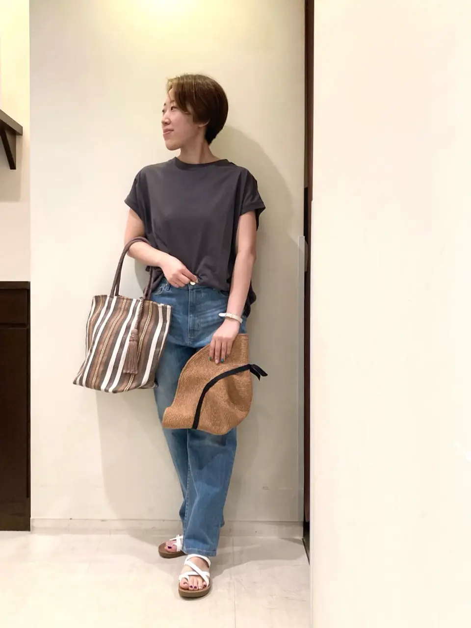 ANY 河本 コーディネート画像