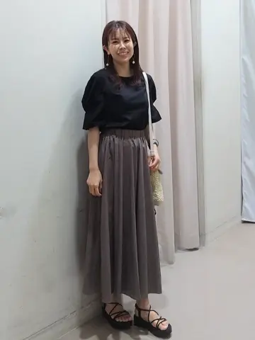 ANY 榎本 コーディネート画像