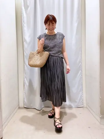 ANY 林 コーディネート画像