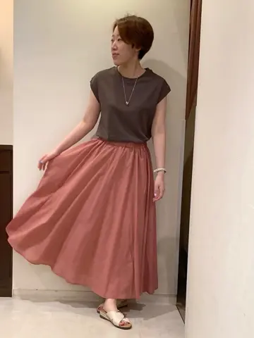 ANY 河本 コーディネート画像