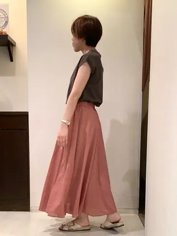 ANY 河本 コーディネート画像