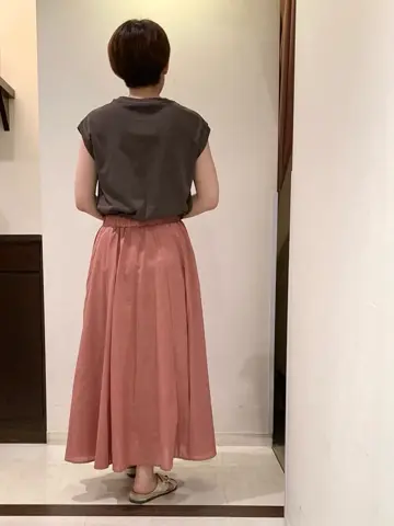 ANY 河本 コーディネート画像