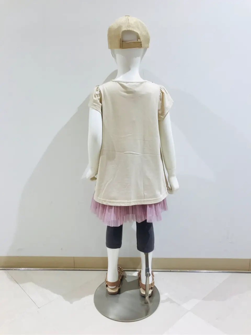 ANY 田口 コーディネート画像