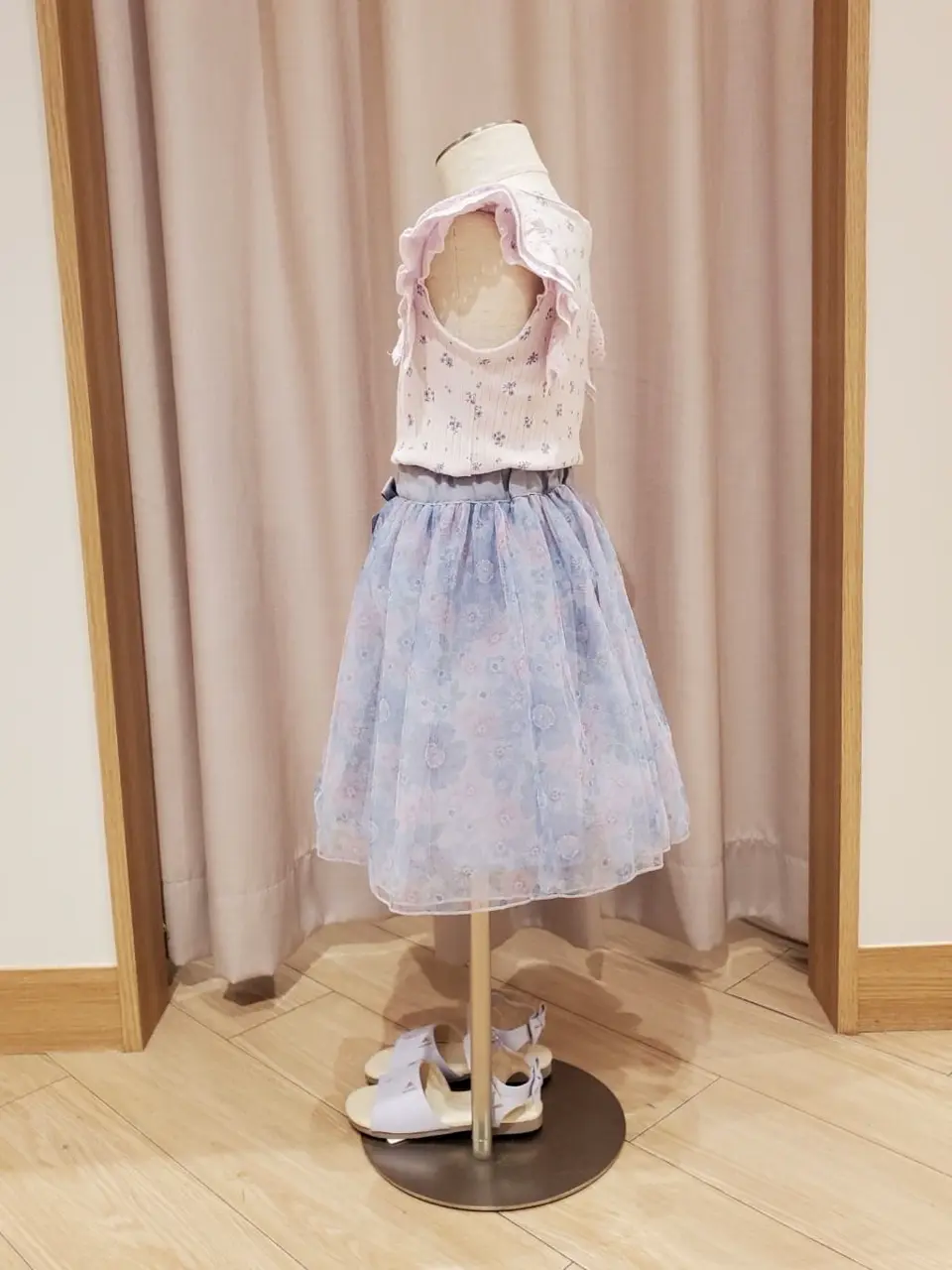 ANY 奥原 コーディネート画像