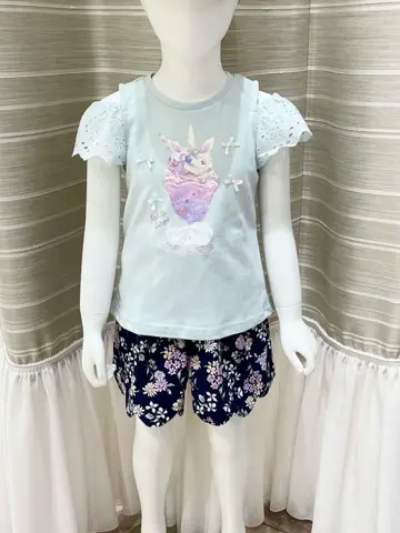 ANY 岡田 コーディネート画像