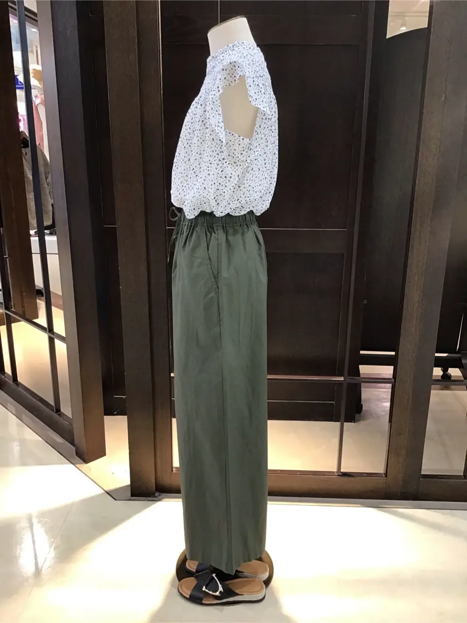 ANY 渡邊 コーディネート画像