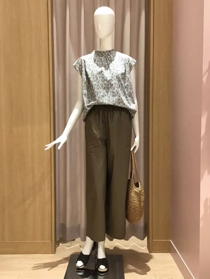  本吉 コーディネート画像