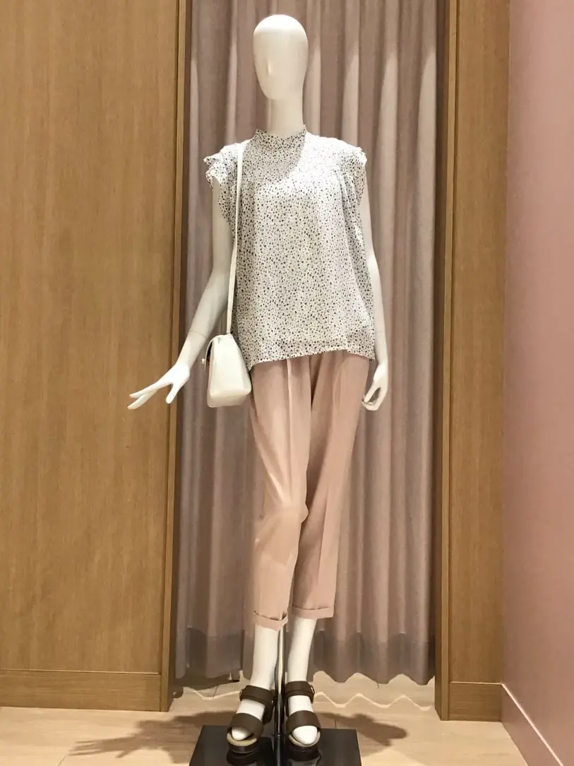  本吉 コーディネート画像