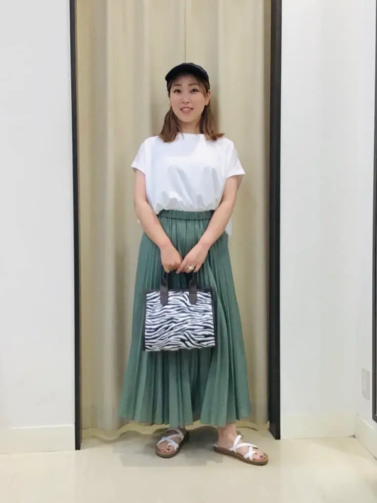 ANY 伊藤 コーディネート画像