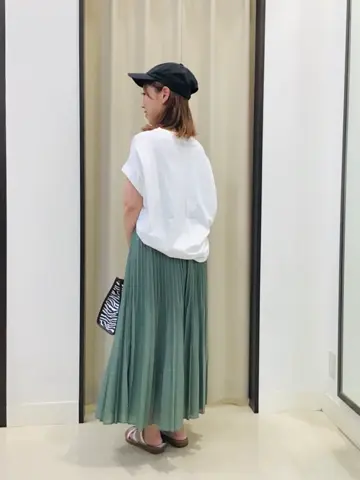 ANY 伊藤 コーディネート画像