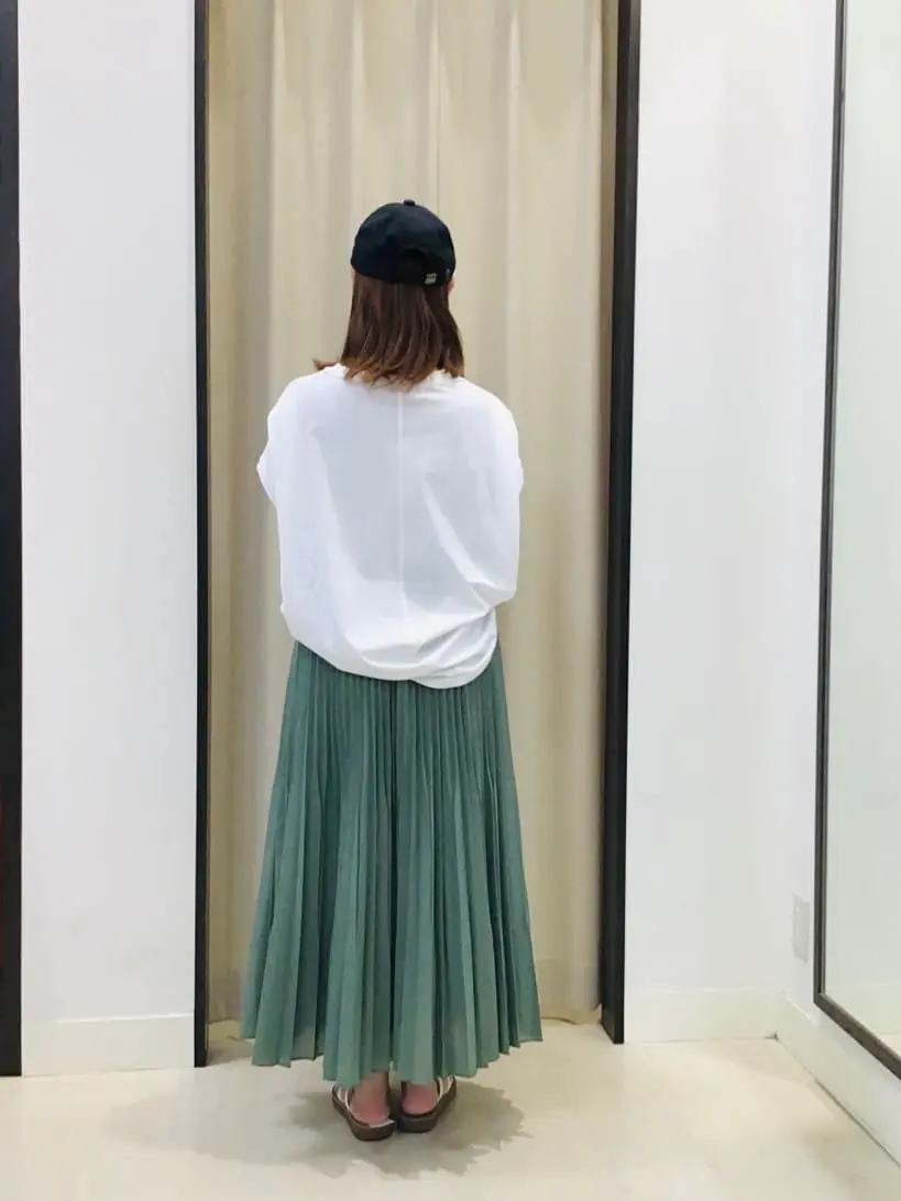 ANY 伊藤 コーディネート画像