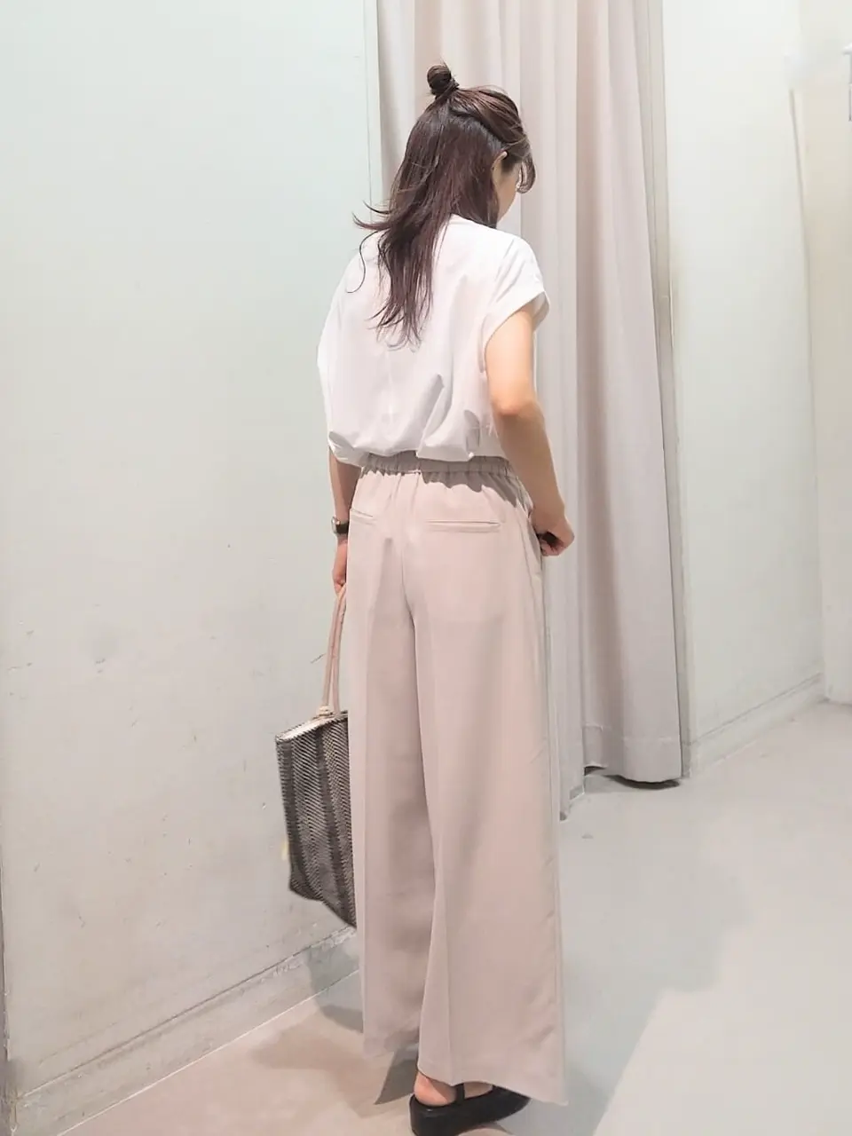 ANY 榎本 コーディネート画像