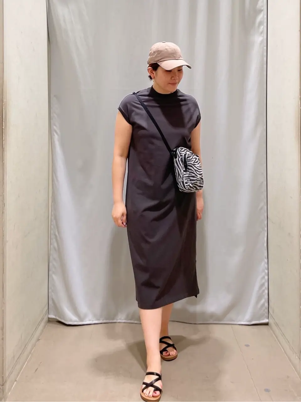 ANY 林 コーディネート画像