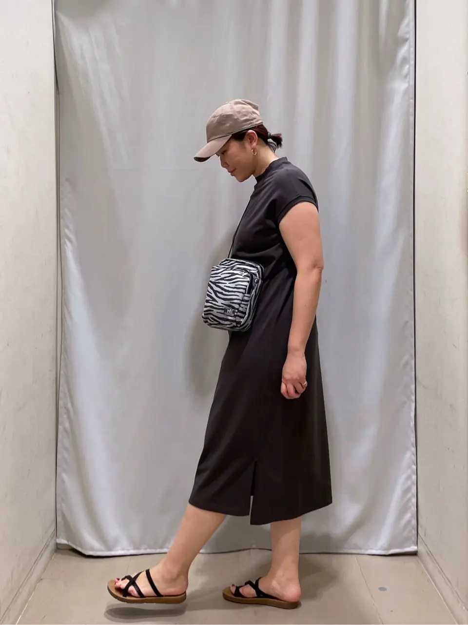 ANY 林 コーディネート画像