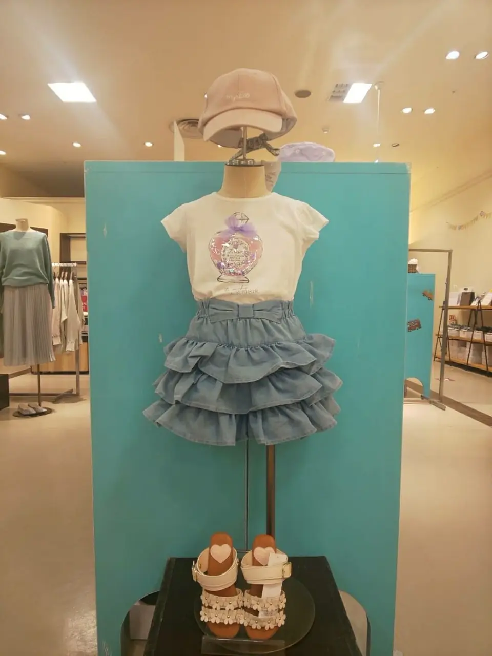  林 コーディネート画像