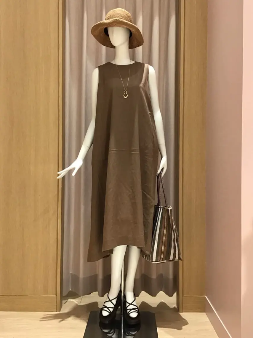  本吉 コーディネート画像