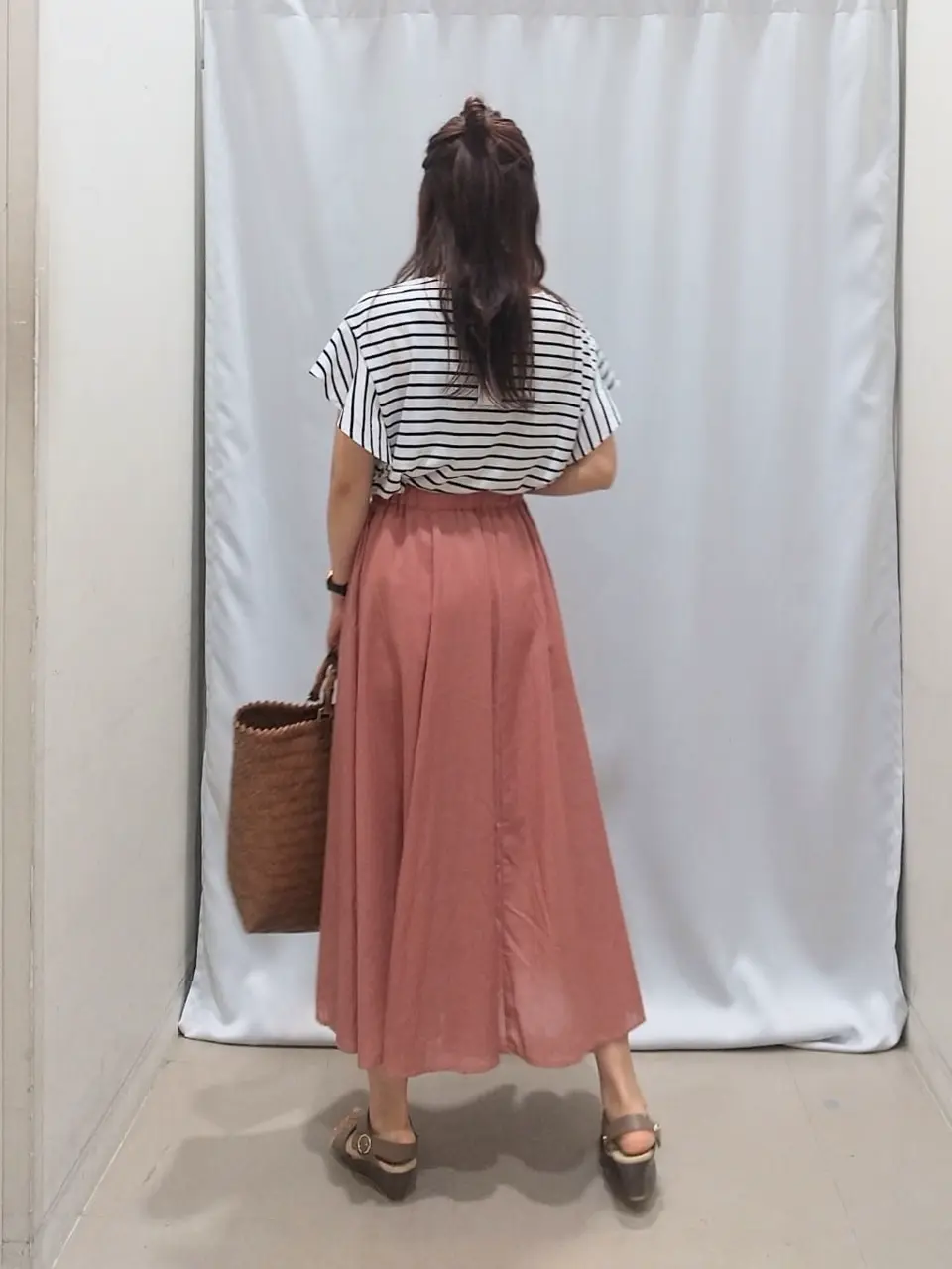 ANY 榎本 コーディネート画像