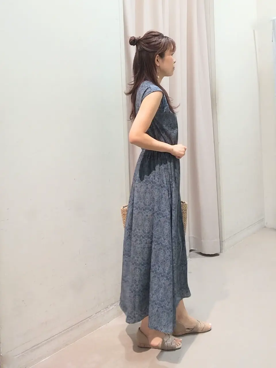 ANY 榎本 コーディネート画像