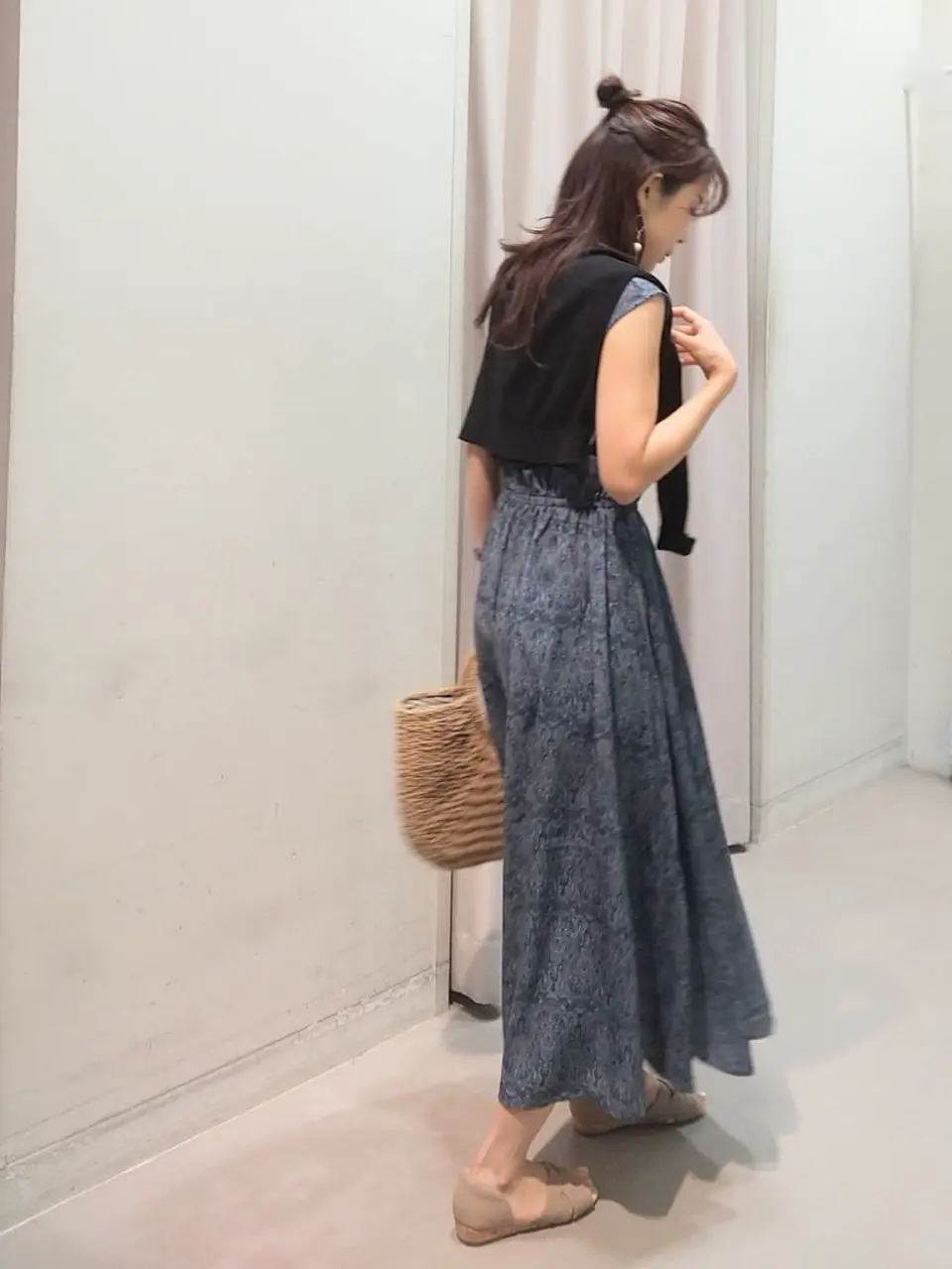 ANY 榎本 コーディネート画像