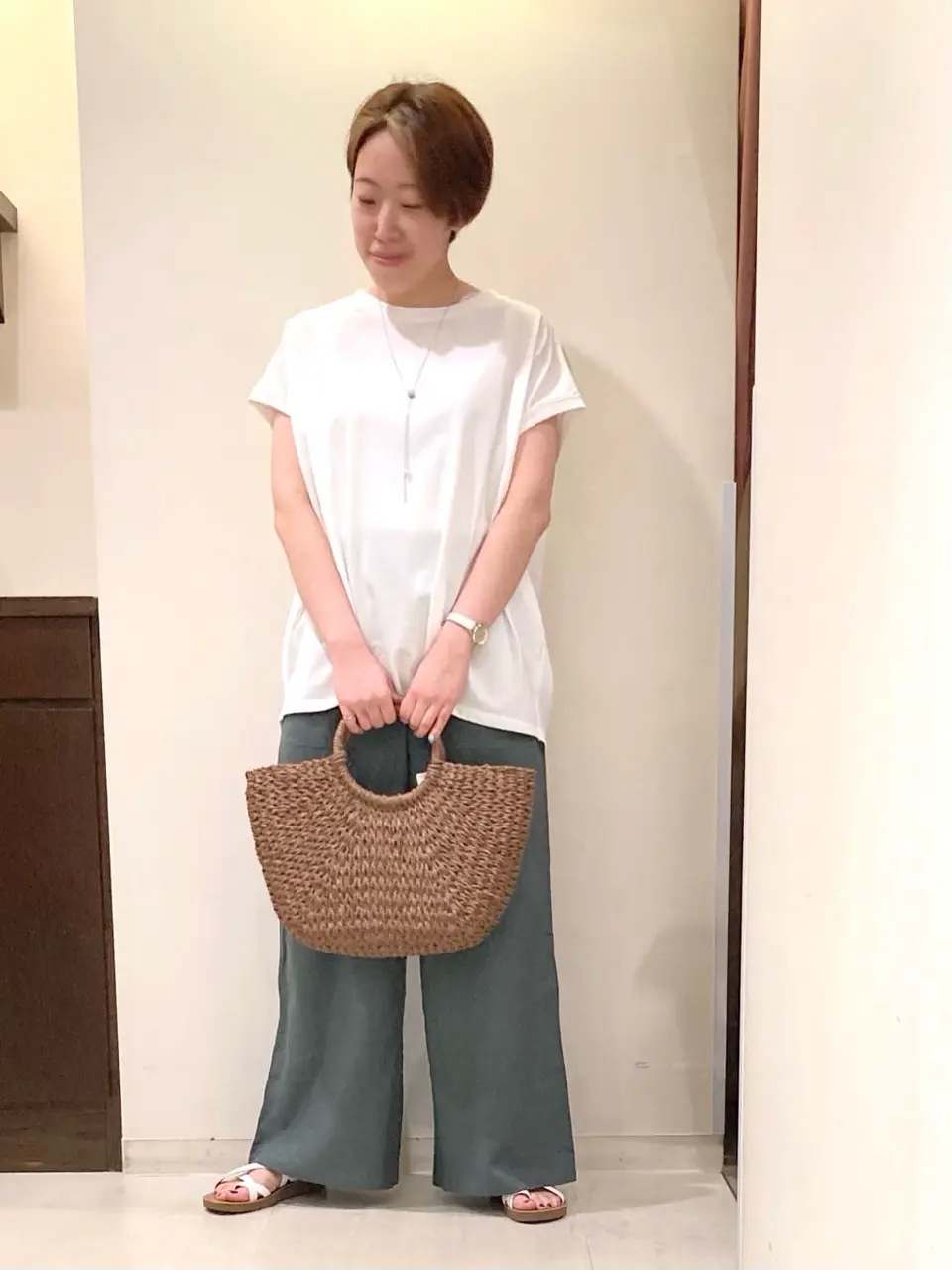 ANY 河本 コーディネート画像