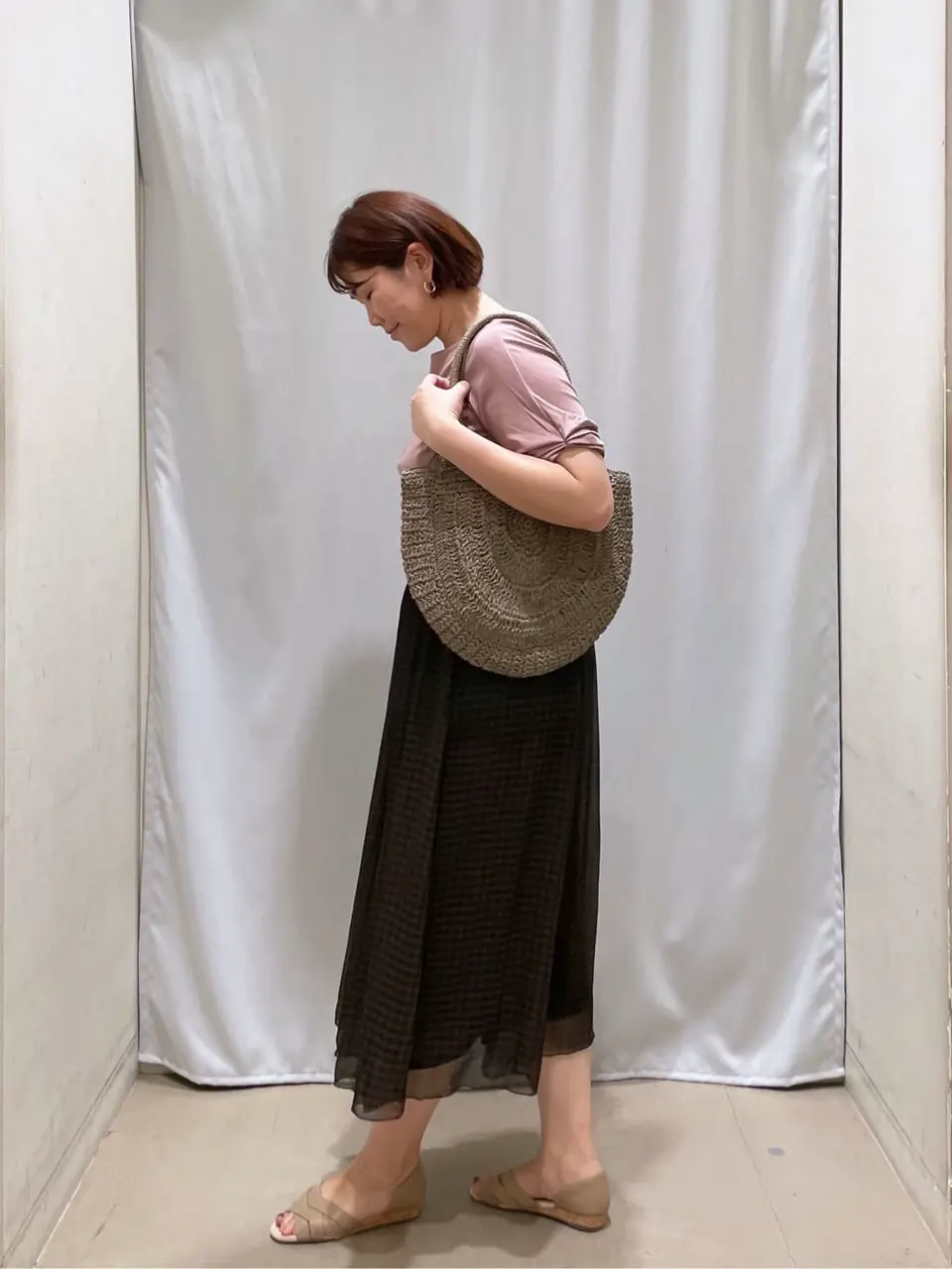 ANY 林 コーディネート画像